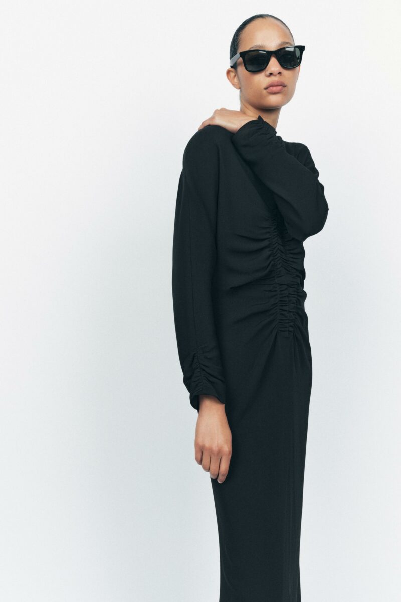 ROBE MI-LONGUE DRAPÉE