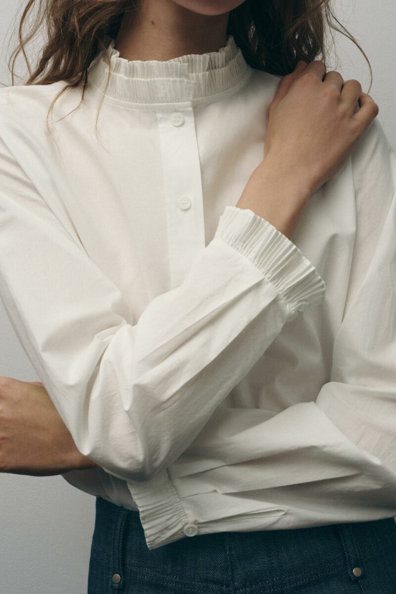 CHEMISE À VOLANT – Image 2