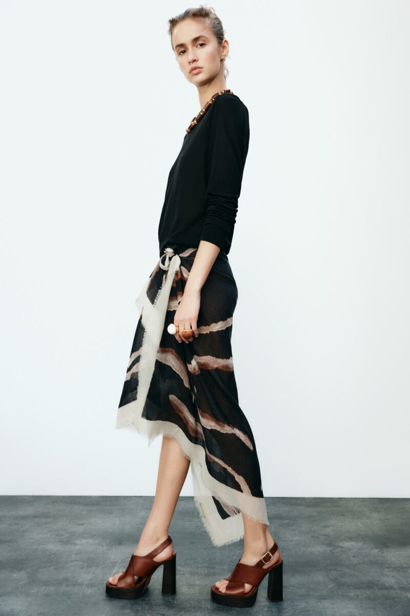 PULL EN MAILLE UNI – Image 3