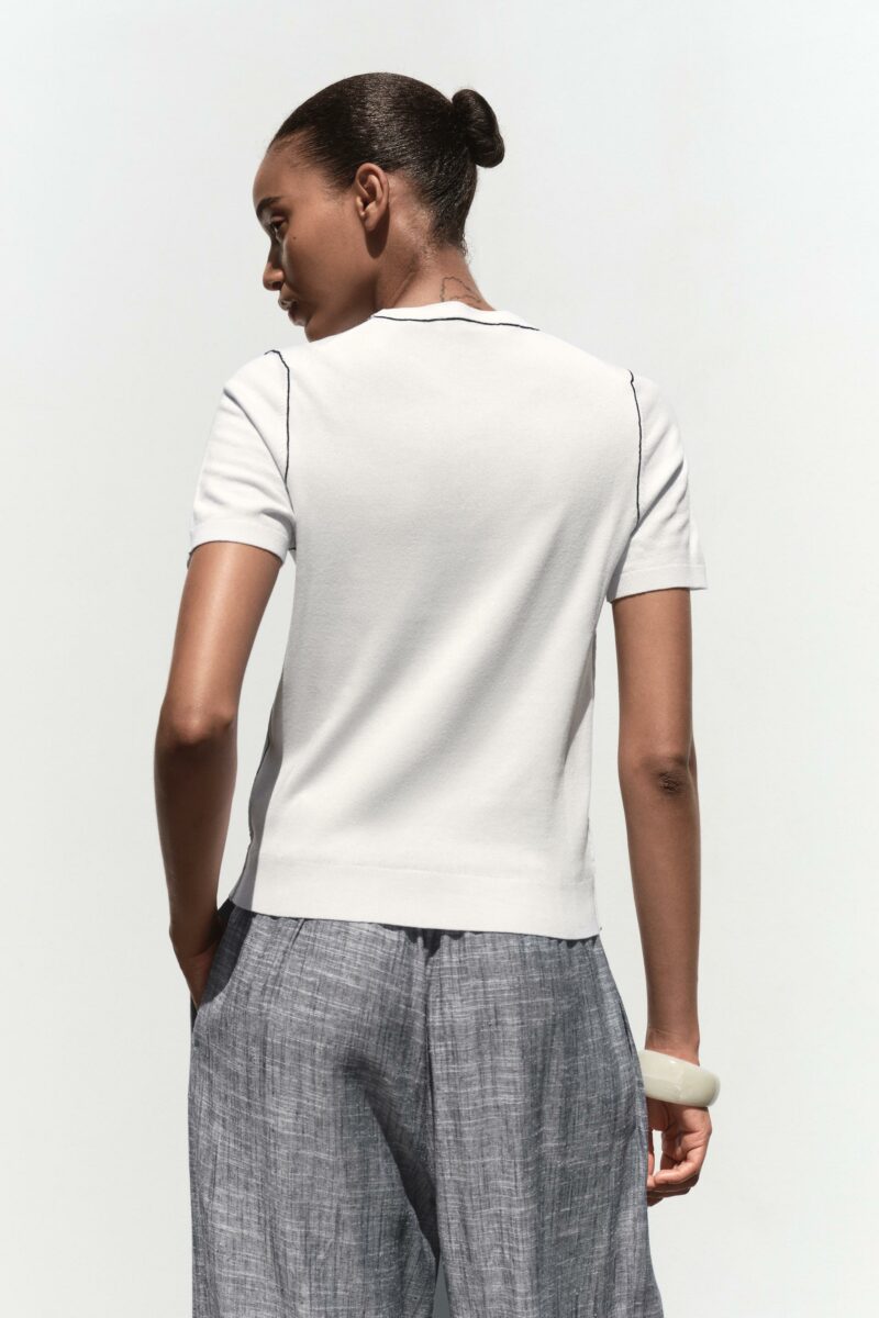 PULL À MANCHES COURTES AVEC LISERÉS – Image 4