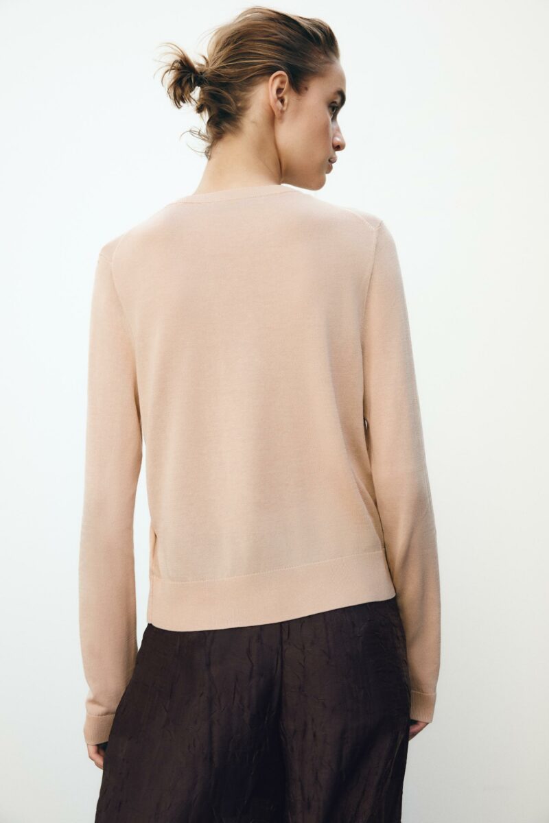 PULL EN MAILLE UNI – Image 4