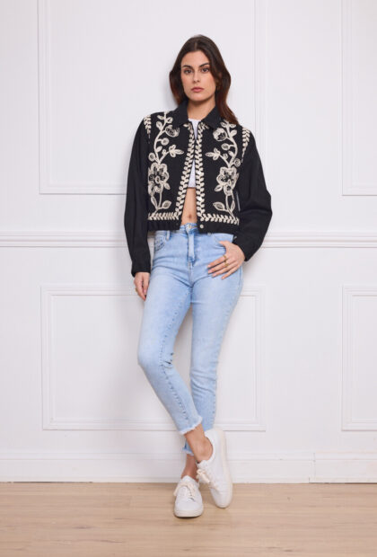 VESTE EN COTON BRODEE A SEQUINS