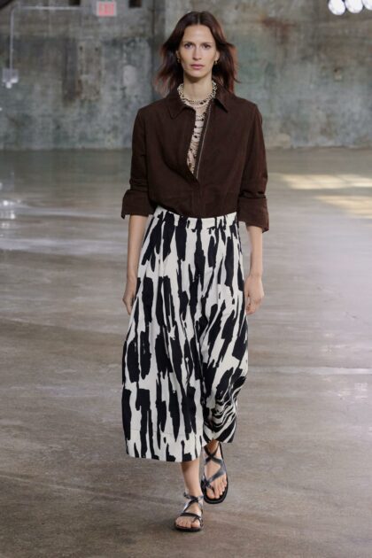 JUPE MI-LONGUE À IMPRIMÉ