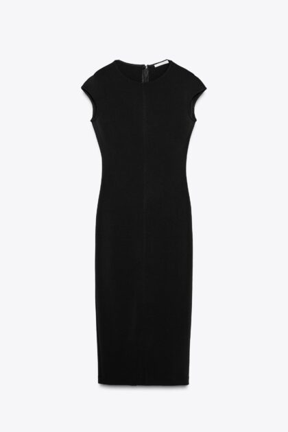 ROBE CINTRÉE EN CRÊPE