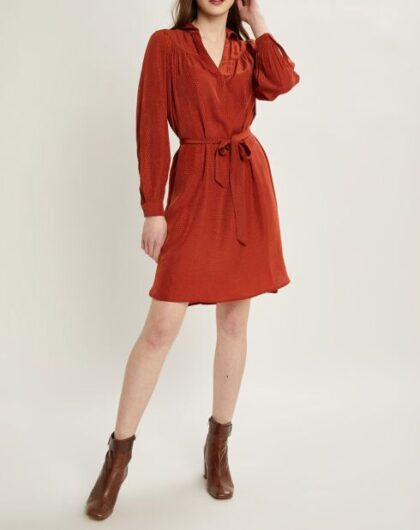 ROBE CYRILLUS EN TISSU FAÇONNEE