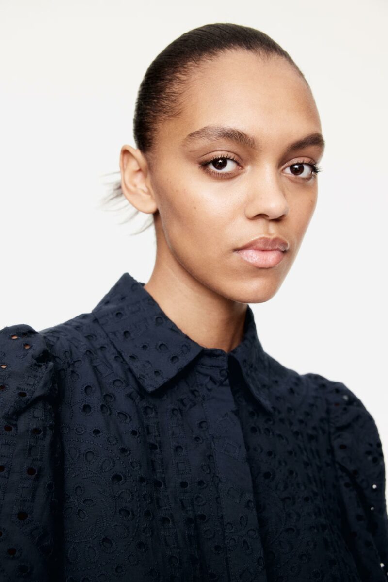 ROBE CHEMISE AVEC BRODERIE ANGLAISE – Image 3