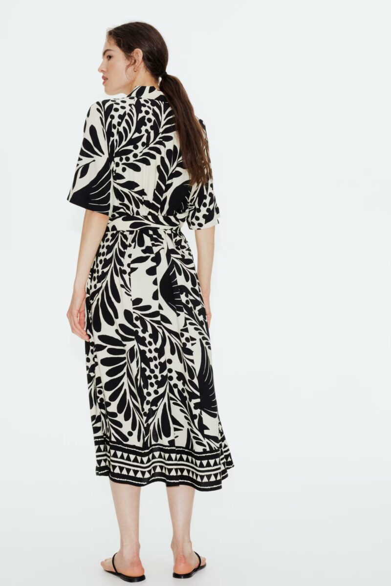 ROBE CHEMISE AVEC CEINTURE À NOUER – Image 3